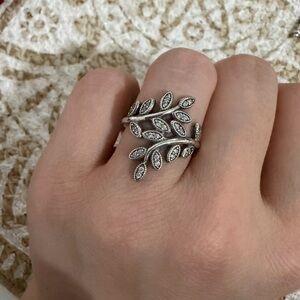Pandora Silver Leaf Ring